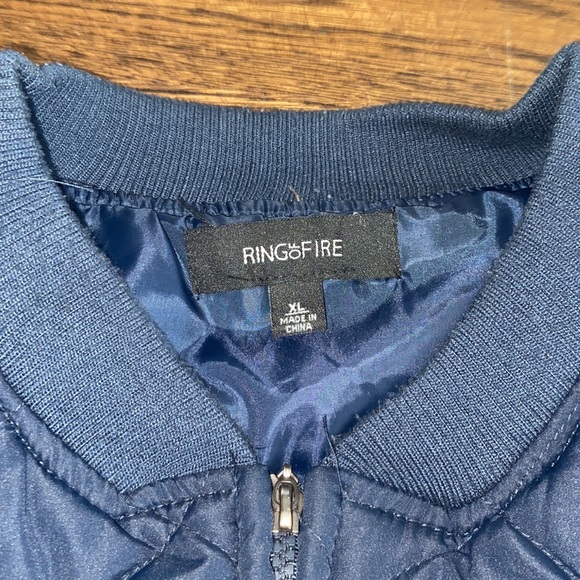 Men’s Size Medium Puffer Jacket - Picture 2 of 4